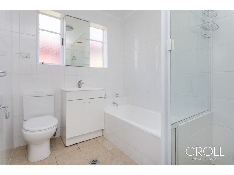 2/10 Esther Road, Mosman NSW 2088