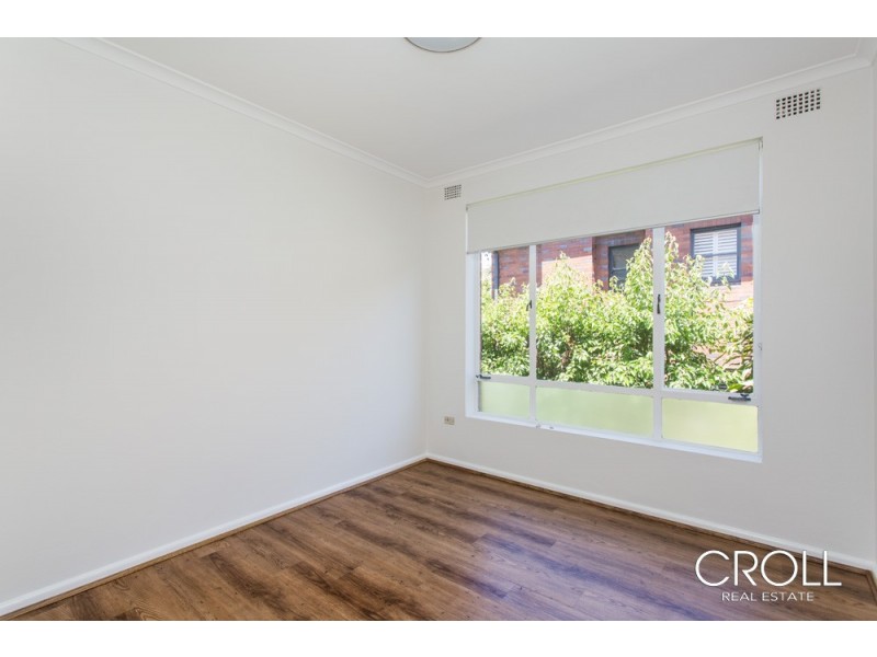 2/10 Esther Road, Mosman NSW 2088
