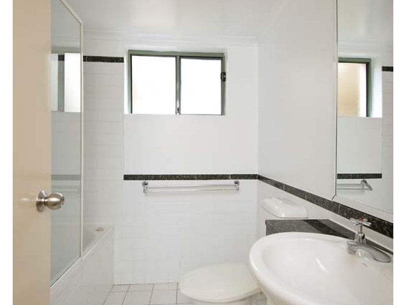 2/9 Ruth Street, Naremburn NSW 2065