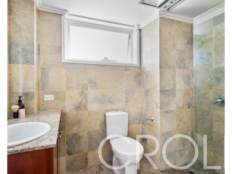 12/17 East Crescent Street, Mcmahons Point NSW 2060