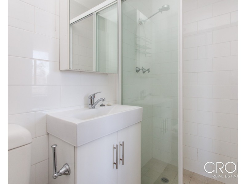 81/2-4 East Crescent Street, Mcmahons Point NSW 2060