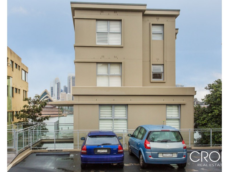 2/15 Waruda Street, Kirribilli NSW 2061