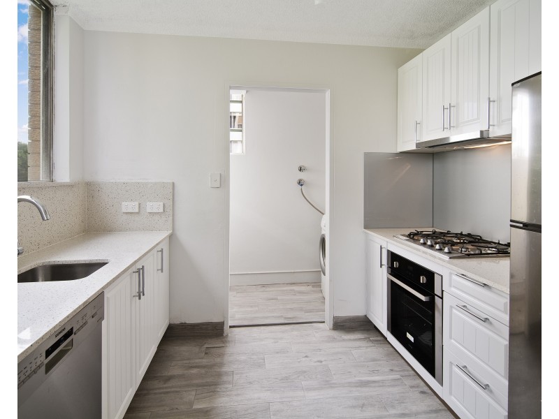 11/88 Albert Avenue, Chatswood NSW 2067