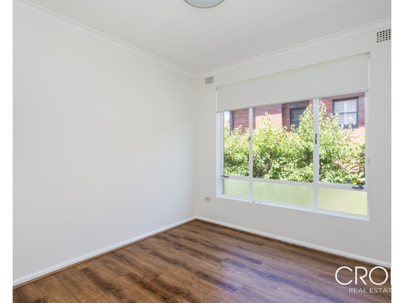 2/10 Esther Road, Mosman NSW 2088