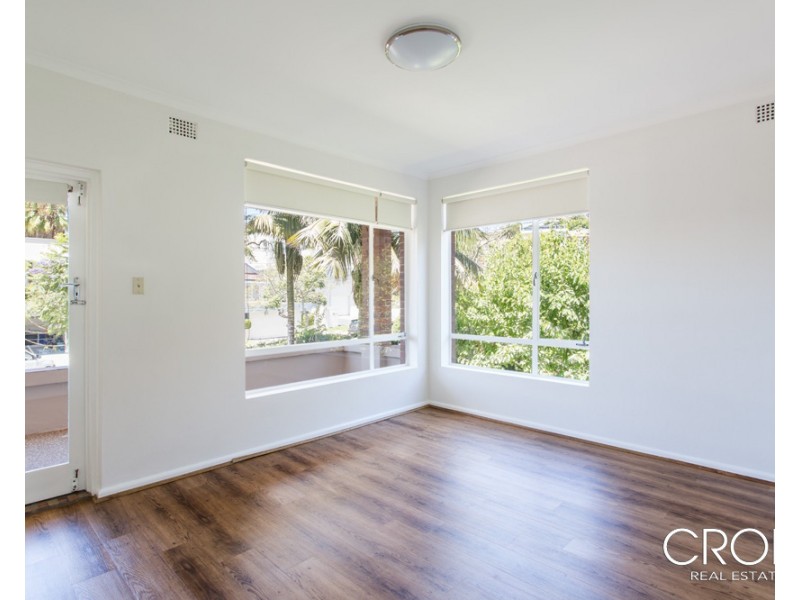 2/10 Esther Road, Mosman NSW 2088