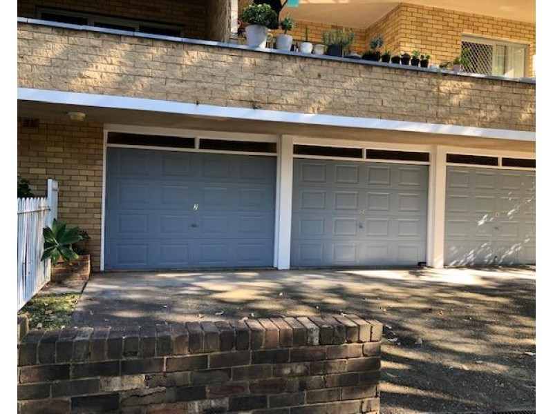 2/18 Avon Road, Dee Why NSW 2099