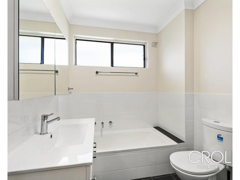9/3 Barton Rd, Artarmon NSW 2064
