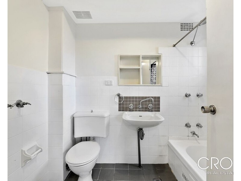 4/142 Ernest Street, Crows Nest NSW 2065