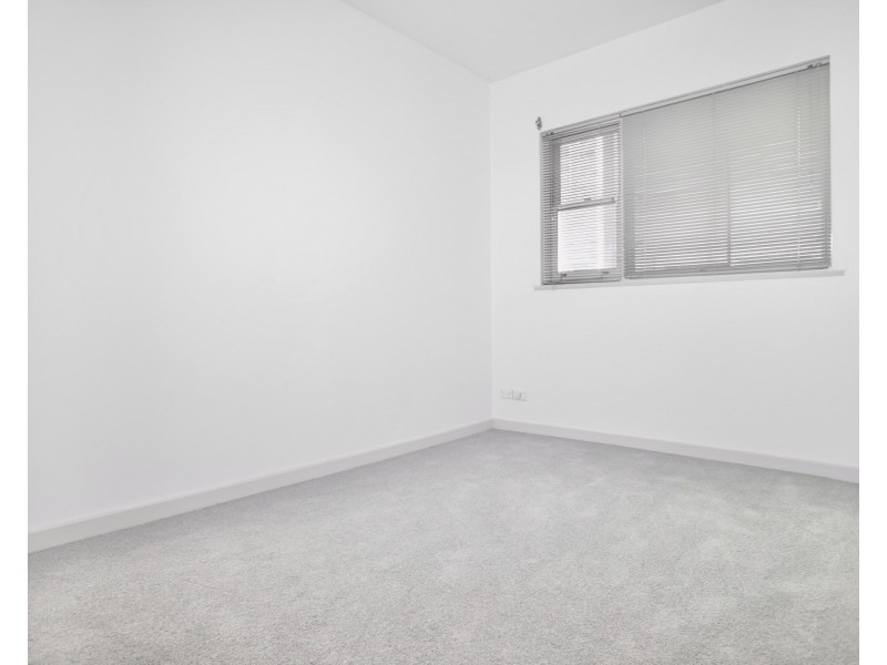 2/4 Holdsworth Street, Neutral Bay NSW 2089