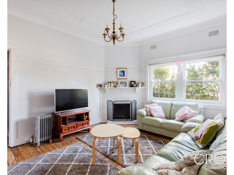 13 Hopetoun Ave, Chatswood NSW 2067