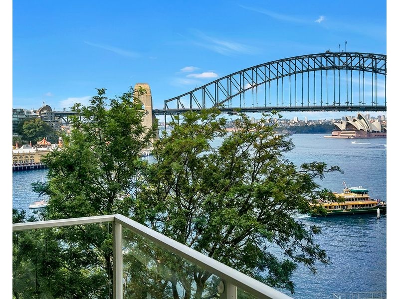 42/17 East Crescent Street, Mcmahons Point NSW 2060