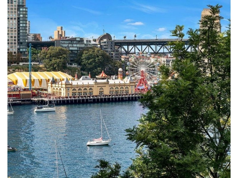 42/17 East Crescent Street, Mcmahons Point NSW 2060