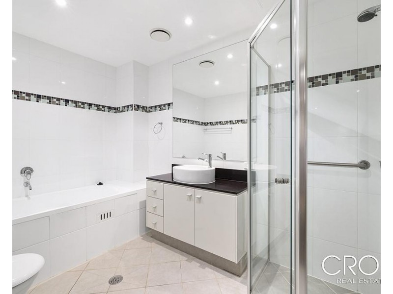 602/2C Munderah St, Wahroonga NSW 2076