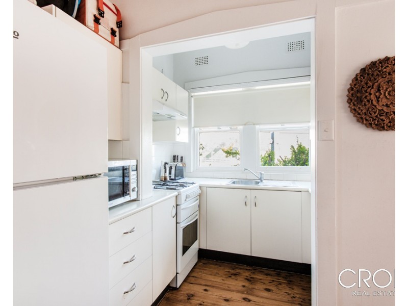 13 Hopetoun Ave, Chatswood NSW 2067