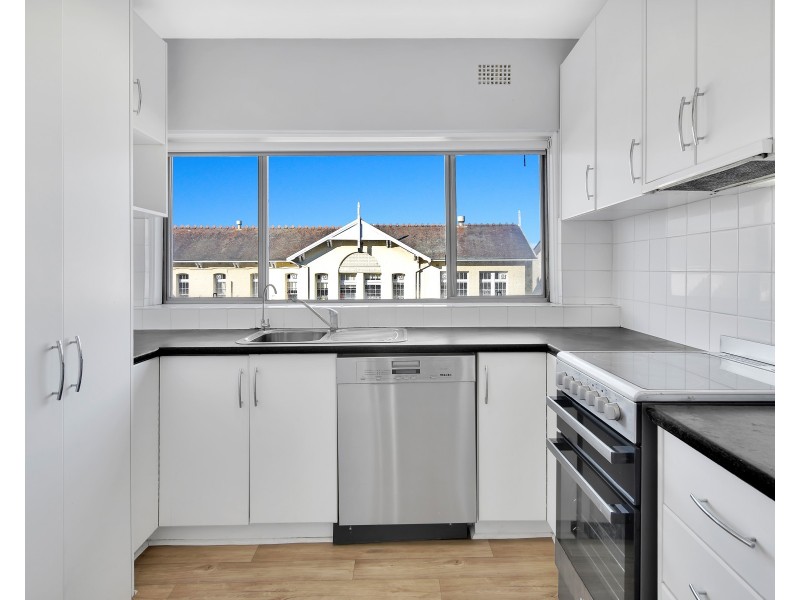 31/154 Ben Boyd Rd, Neutral Bay NSW 2089