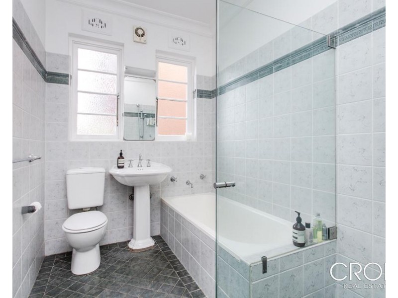 1/2 Quakers Rd, Mosman NSW 2088