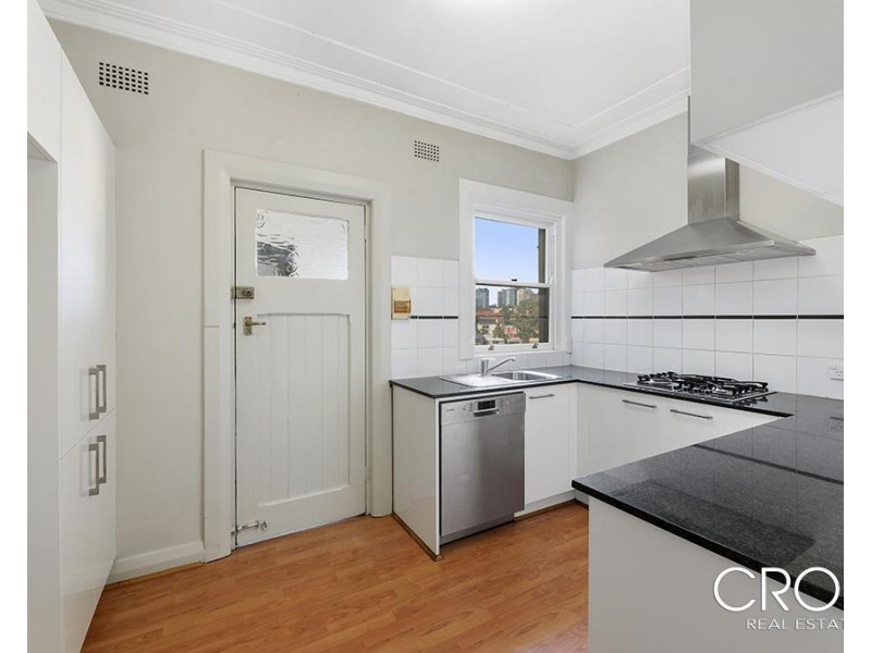 4/4 Ben Boyd Road, Neutral Bay NSW 2089