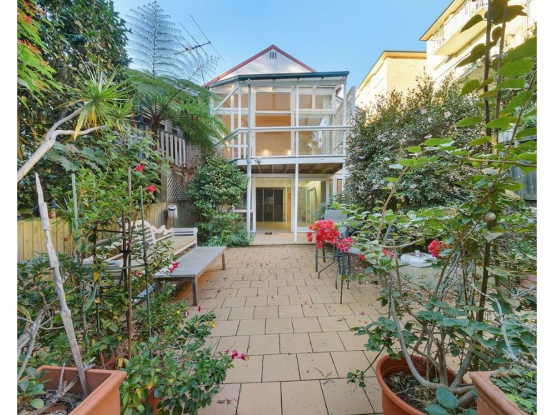 8 Nicholson St, Wollstonecraft NSW 2065