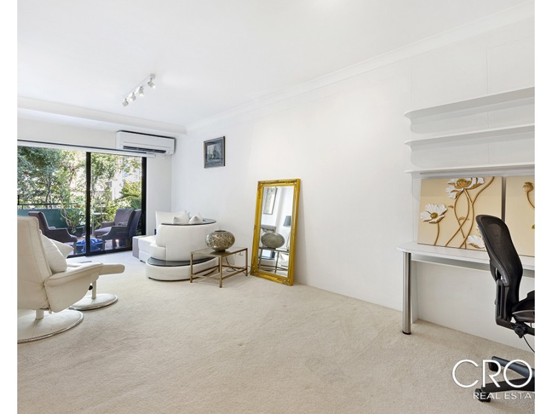 18/4-8 Waters Rd, Neutral Bay NSW 2089