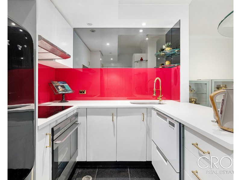 18/4-8 Waters Rd, Neutral Bay NSW 2089