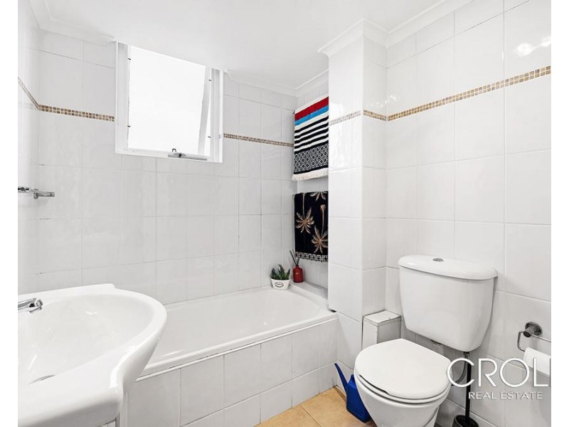 2/83 Bent Street, Neutral Bay NSW 2089