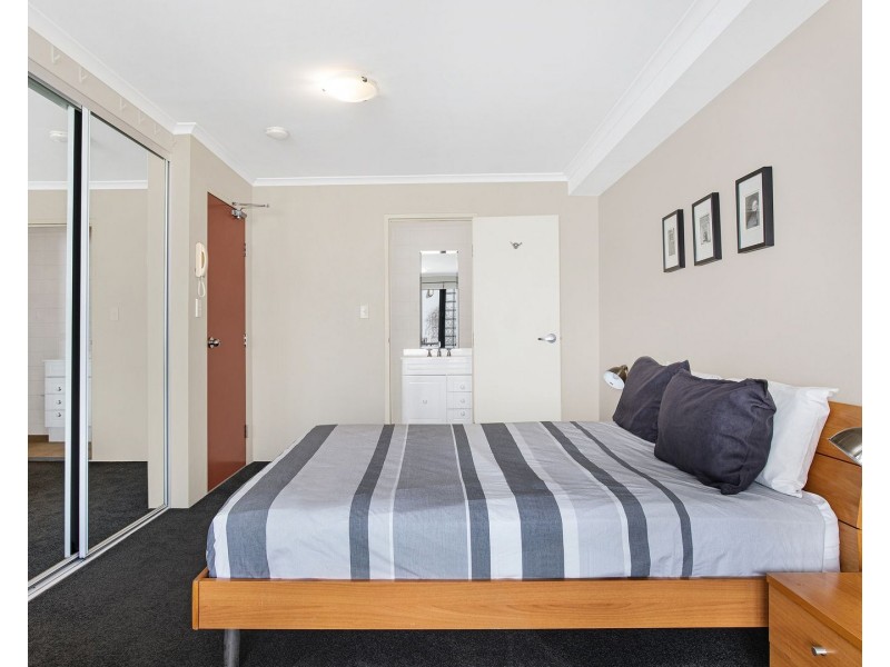 4/40 Humphrey Pl, Kirribilli NSW 2061