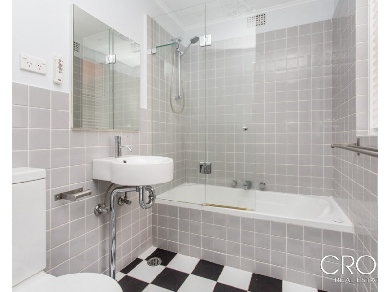 2/79 Glover St, Mosman NSW 2088