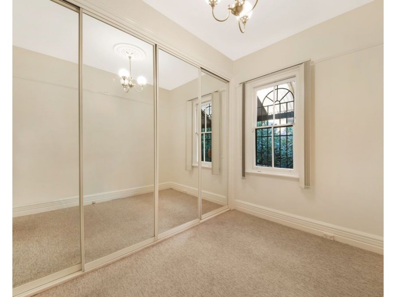 8 Nicholson St, Wollstonecraft NSW 2065