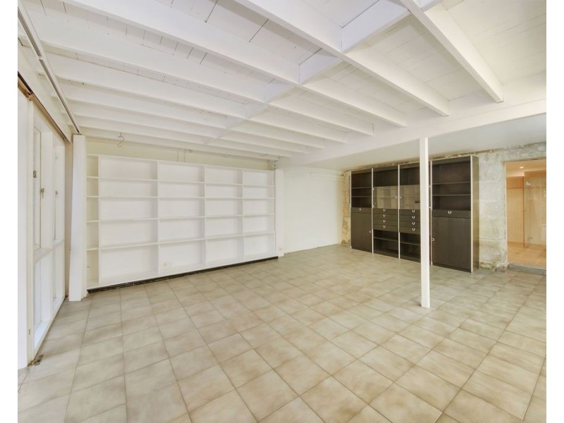 8 Nicholson St, Wollstonecraft NSW 2065