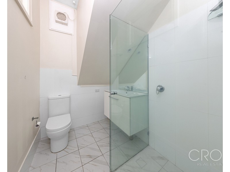 2/122 Kirribilli Ave, Kirribilli NSW 2061