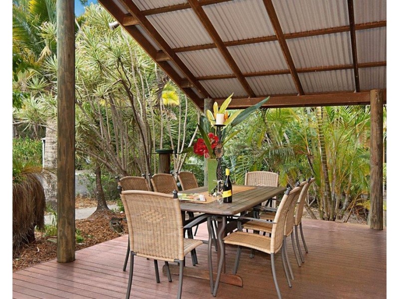 1 Bundaleer Road, Broken Head NSW 2481