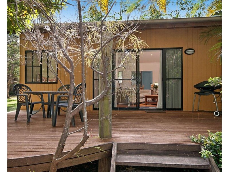 1 Bundaleer Road, Broken Head NSW 2481