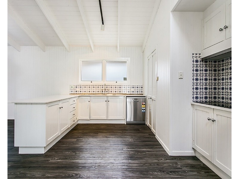 24 MacGregor Street, Suffolk Park NSW 2481