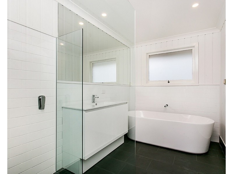 24 MacGregor Street, Suffolk Park NSW 2481