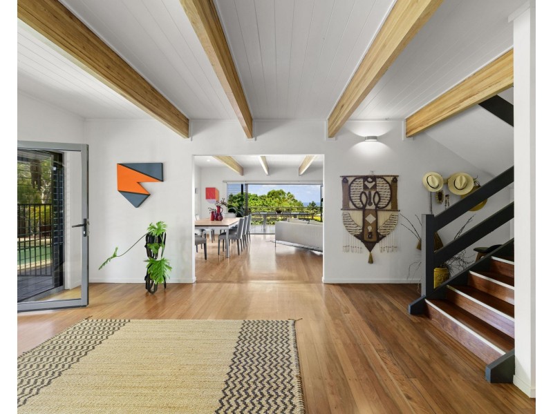 13 Goolara Court, Ocean Shores NSW 2483