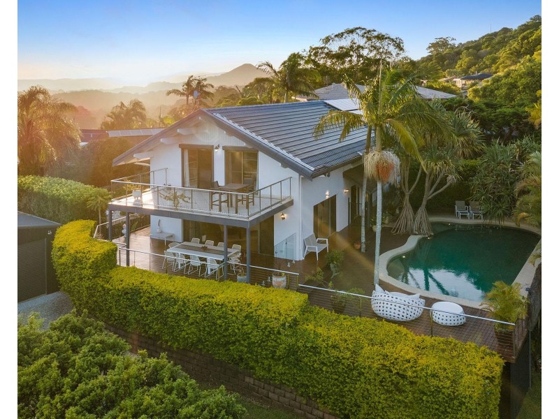 13 Goolara Court, Ocean Shores NSW 2483