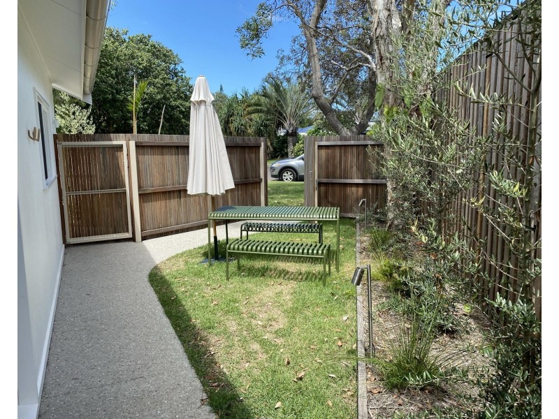 24a Beachside Drive, Suffolk Park NSW 2481