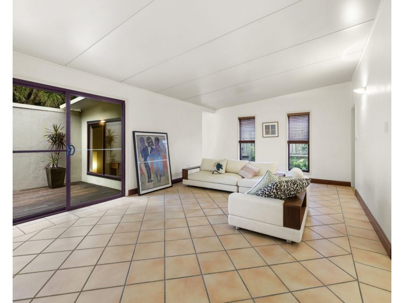 26 Bottlebrush Crescent, Suffolk Park NSW 2481