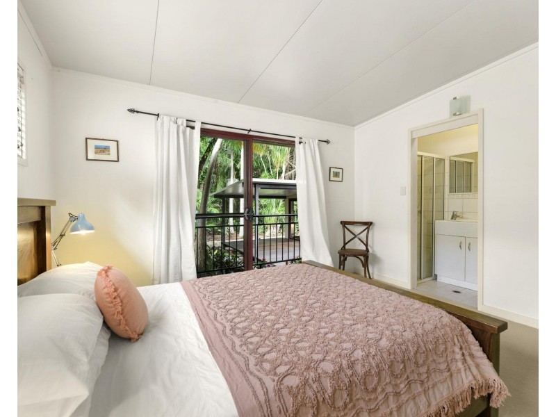 26 Bottlebrush Crescent, Suffolk Park NSW 2481