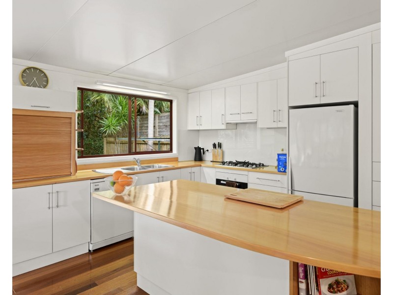 26 Bottlebrush Crescent, Suffolk Park NSW 2481