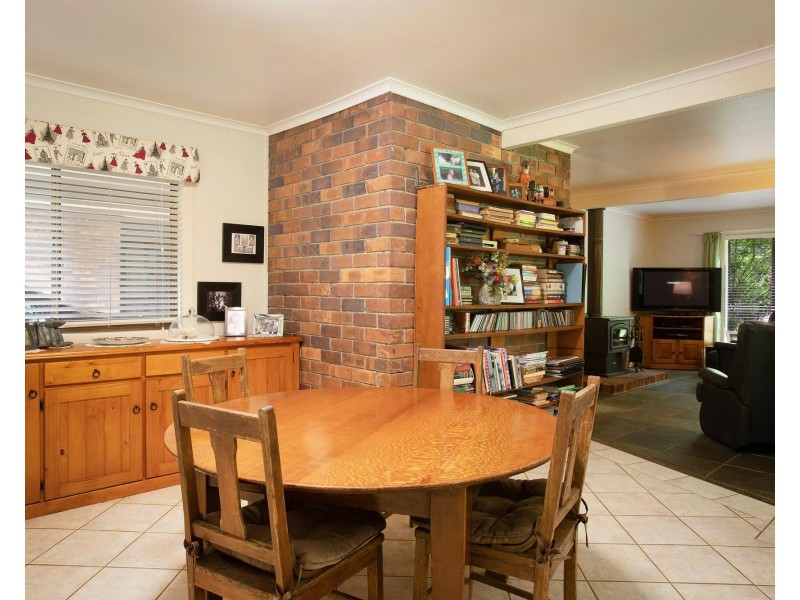 111 Friday Hut Road, Tintenbar NSW 2478