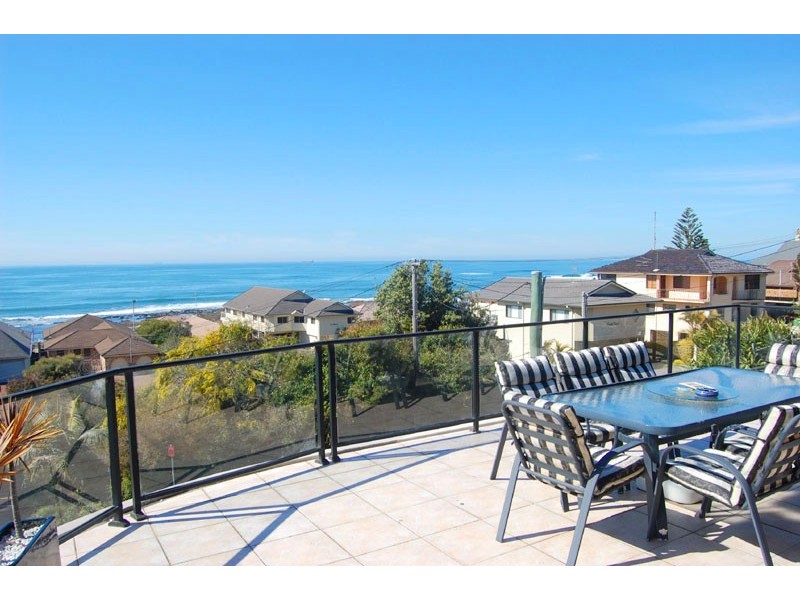 Blue Bay NSW 2261