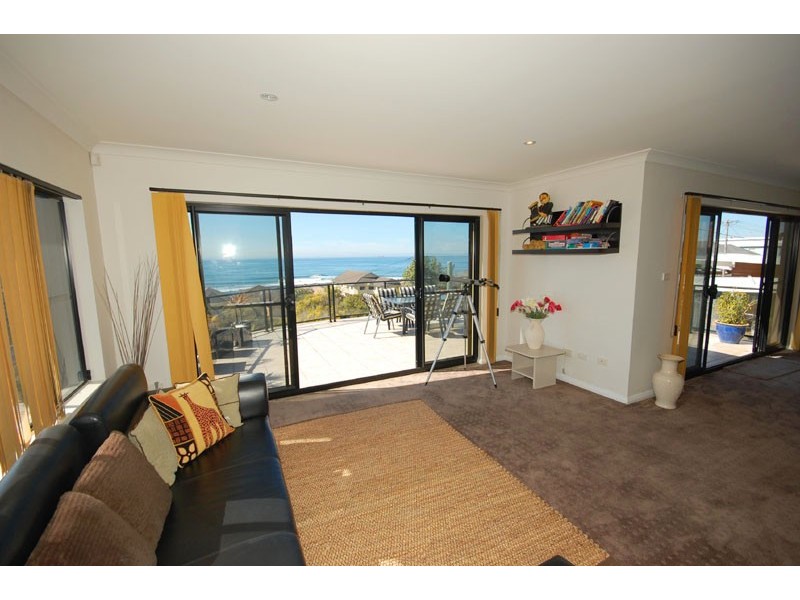Blue Bay NSW 2261