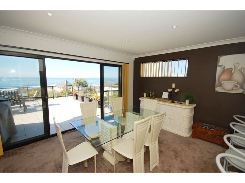 Blue Bay NSW 2261