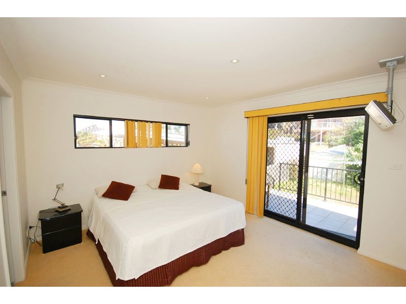 Blue Bay NSW 2261