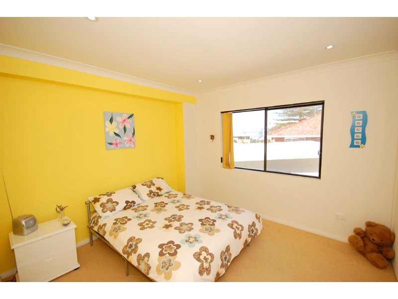 Blue Bay NSW 2261