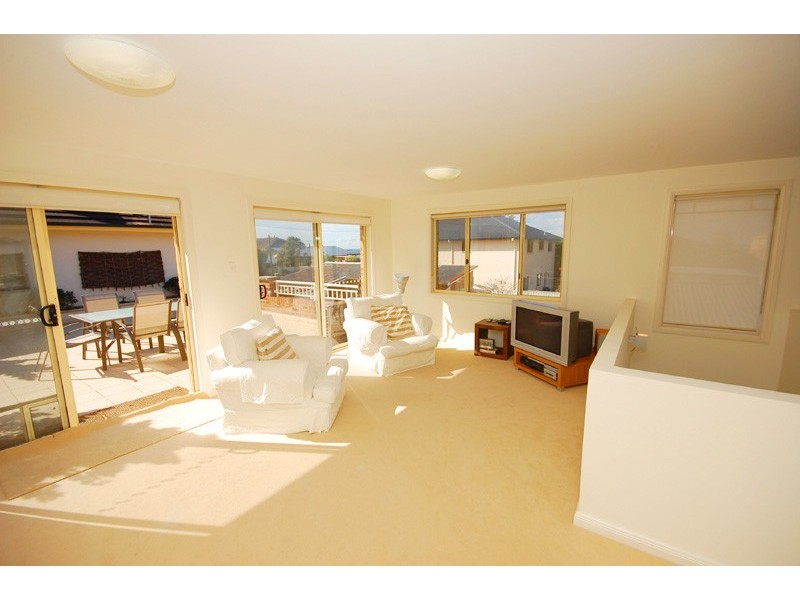 North Avoca NSW 2260