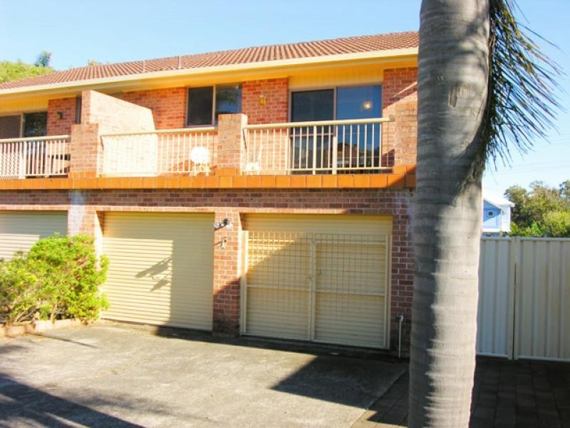 2/24 Pacific Street, Terrigal NSW 2260