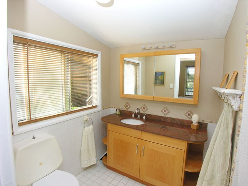 15 Cabbage Tree Avevnue, Avoca Beach NSW 2251