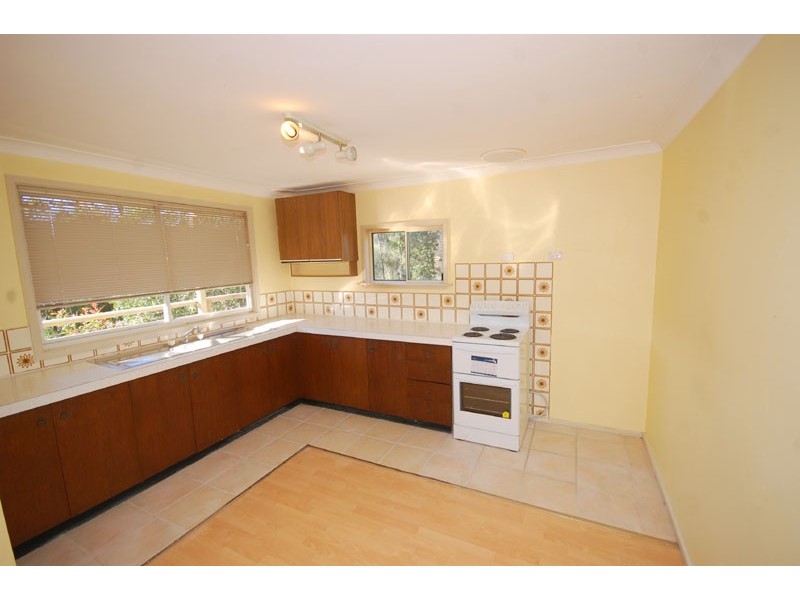 6 Ridgway Road, Avoca Beach NSW 2251